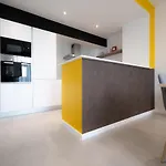 מלון דירות Elberg &