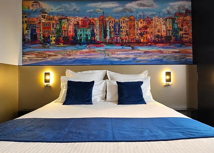 Elberg & 2* Mouscron